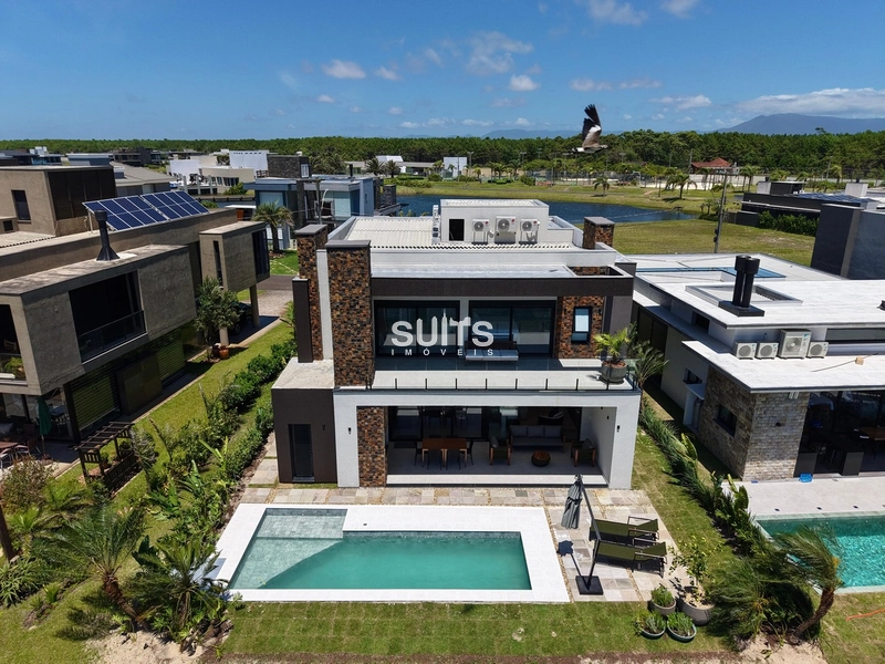 Excelente sobrado à venda no cond. beira mar Costa Serena: 4ª foto da galeria de imagens do imóvel