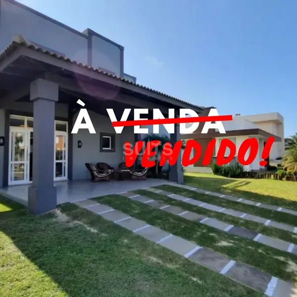 Sobrado no condomínio Quintas do Lago: 1ª foto da galeria de imagens do imóvel