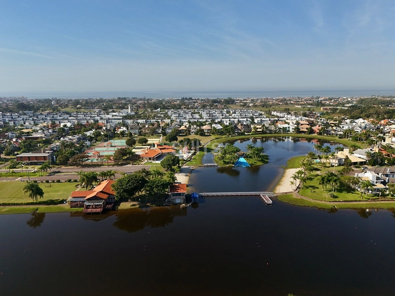 Excelente sobrado no condomínio Atlântida Lagos Park : 48ª foto da galeria de imagens do imóvel