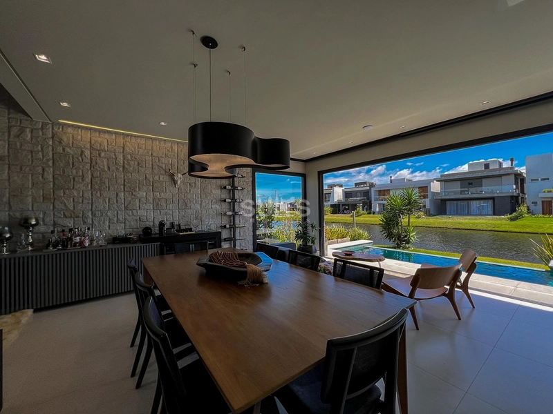 EXCELENTE SOBRADO BEIRA LAGO NO CONDOMINIO SUNSET: 12ª foto da galeria de imagens do imóvel