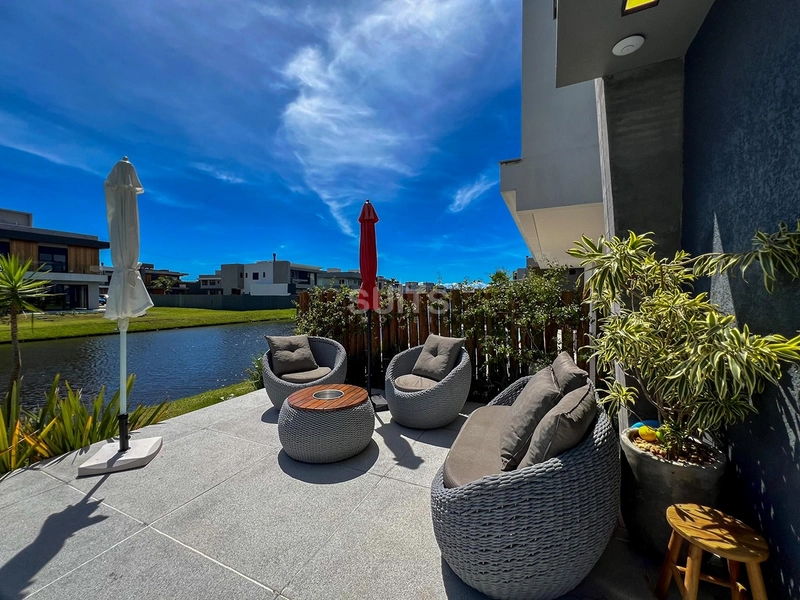 EXCELENTE SOBRADO BEIRA LAGO NO CONDOMINIO SUNSET: 20ª foto da galeria de imagens do imóvel