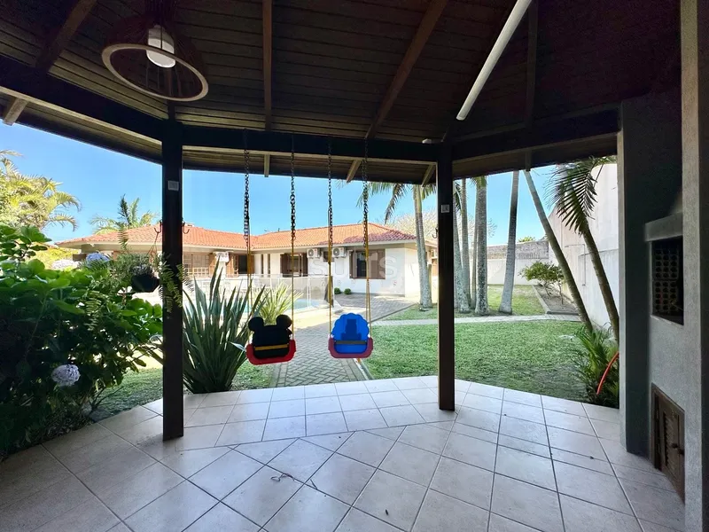 Excelente casa com 02 terrenos no Centro de Xangri-Lá: 42ª foto da galeria de imagens do imóvel