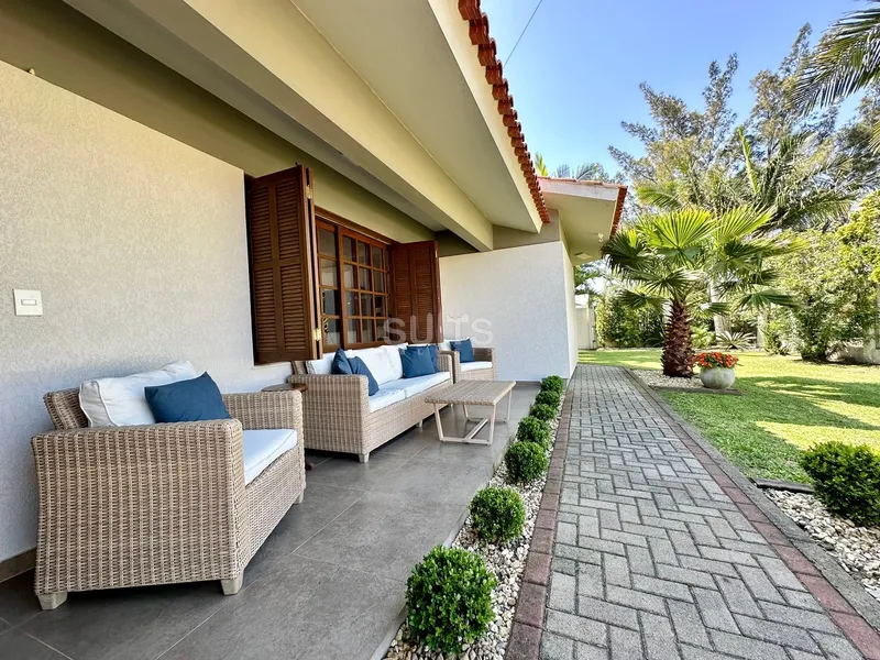 Excelente casa com 02 terrenos no Centro de Xangri-Lá: 8ª foto da galeria de imagens do imóvel