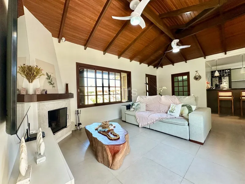 Excelente casa com 02 terrenos no Centro de Xangri-Lá: 12ª foto da galeria de imagens do imóvel