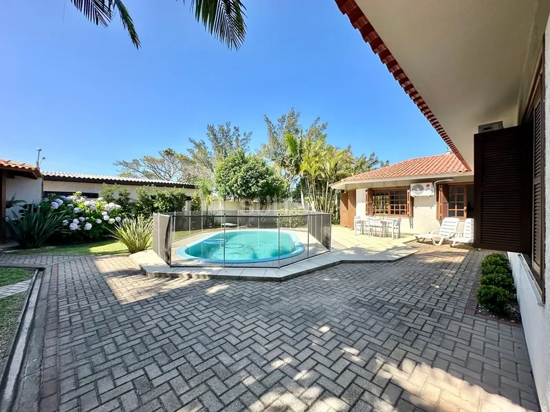 Excelente casa com 02 terrenos no Centro de Xangri-Lá: 40ª foto da galeria de imagens do imóvel