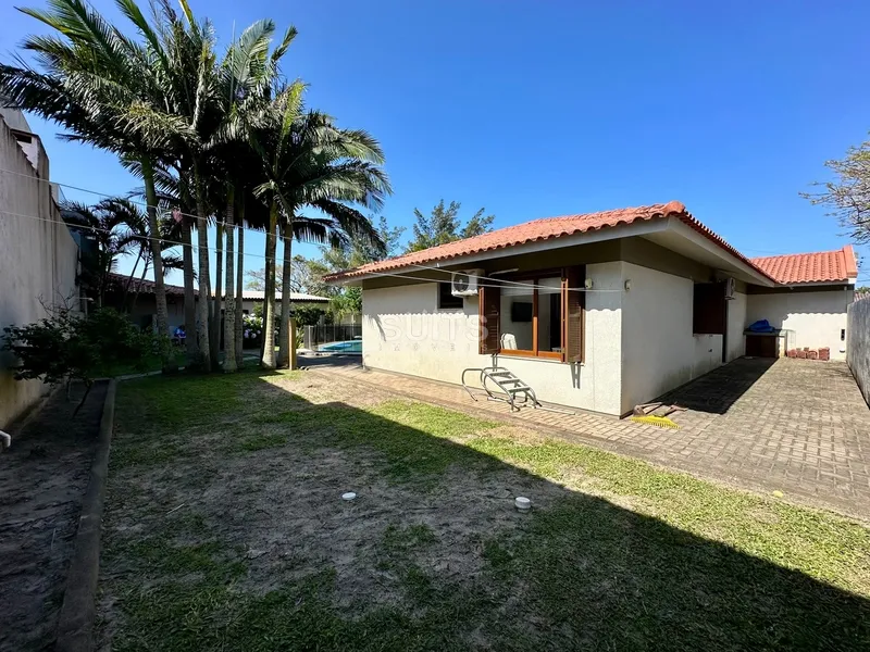 Excelente casa com 02 terrenos no Centro de Xangri-Lá: 50ª foto da galeria de imagens do imóvel