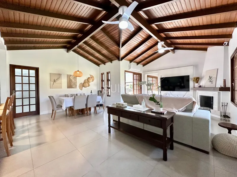 Excelente casa com 02 terrenos no Centro de Xangri-Lá: 10ª foto da galeria de imagens do imóvel