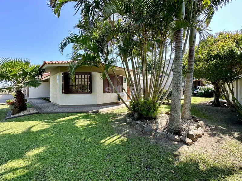 Excelente casa com 02 terrenos no Centro de Xangri-Lá: 7ª foto da galeria de imagens do imóvel