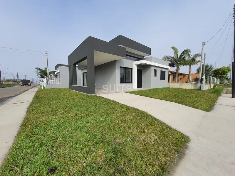 Casa térrea à venda a poucos metros do mar!: 1ª foto da galeria de imagens do imóvel