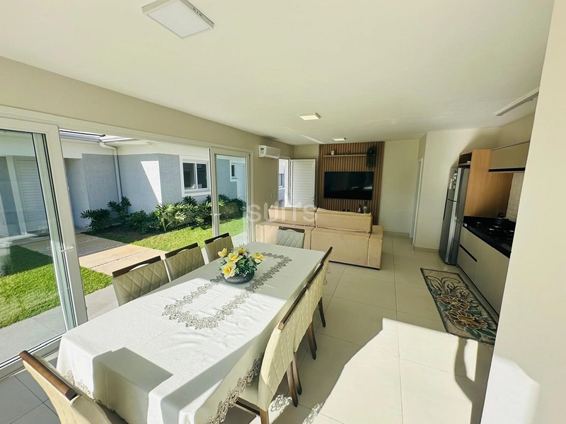 Excelente casa com 03 terrenos à venda em Atlântida Sul : 33ª foto da galeria de imagens do imóvel