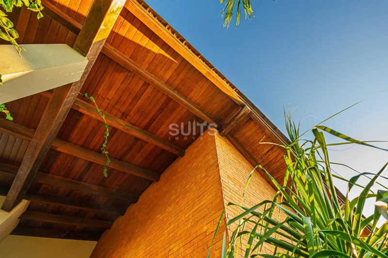 Excelente casa beira lago à venda no condomínio Sea Coast: 5ª foto da galeria de imagens do imóvel