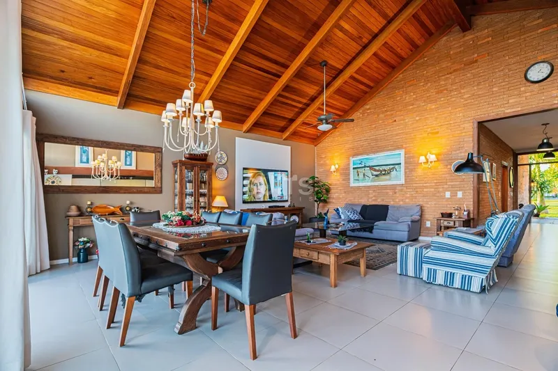 Excelente casa beira lago à venda no condomínio Sea Coast: 14ª foto da galeria de imagens do imóvel