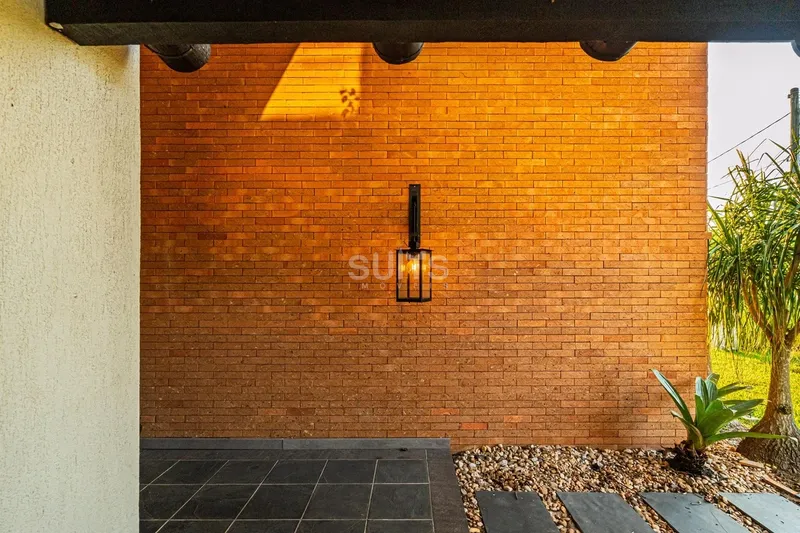 Excelente casa beira lago à venda no condomínio Sea Coast: 6ª foto da galeria de imagens do imóvel