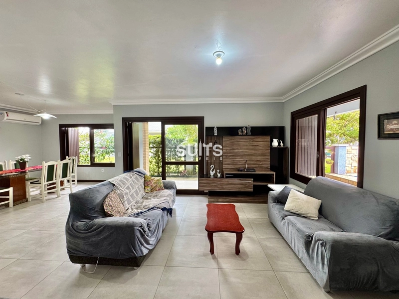 Excelente casa de esquina na alameda no centro de Xangri-lá: 12ª foto da galeria de imagens do imóvel