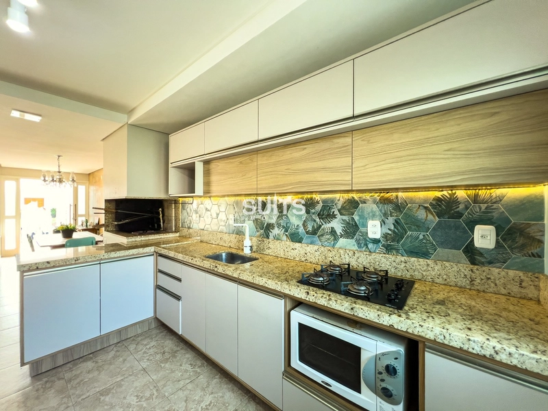 Ótimo sobrado próximo ao mar no Centro de Xangri-Lá: 7ª foto da galeria de imagens do imóvel