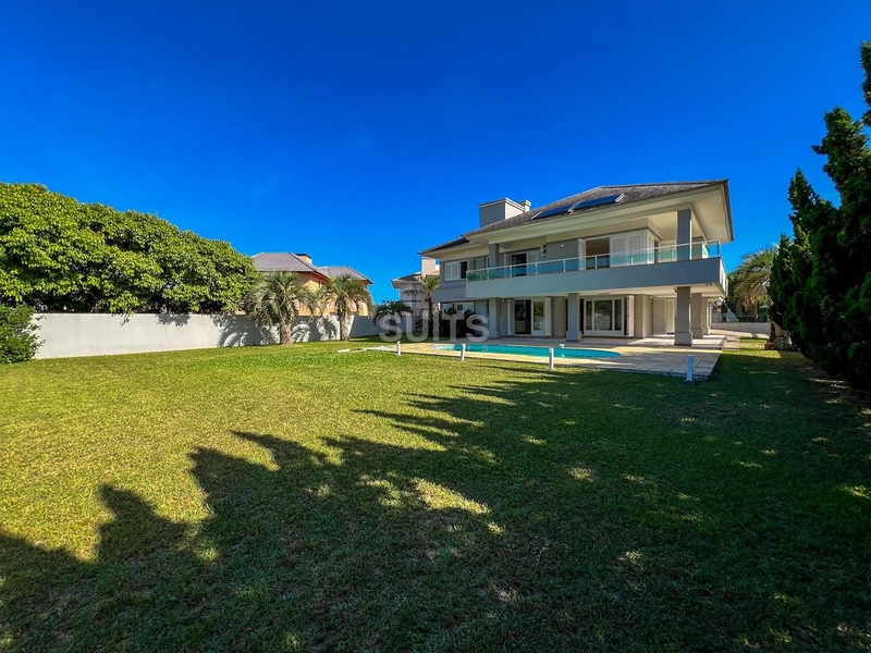 Lindo sobrado com 03 terrenos à venda na Noiva do Mar : 3ª foto da galeria de imagens do imóvel