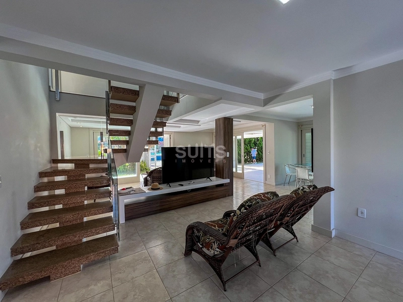 Lindo sobrado com 03 terrenos à venda na Noiva do Mar : 10ª foto da galeria de imagens do imóvel