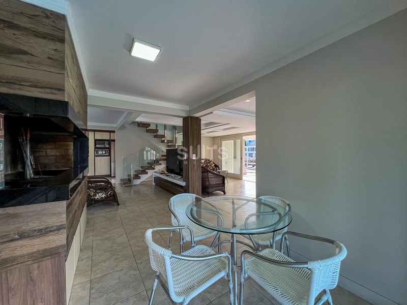 Lindo sobrado com 03 terrenos à venda na Noiva do Mar : 12ª foto da galeria de imagens do imóvel