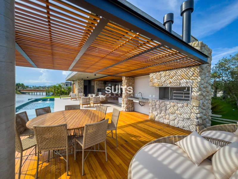 Mansão nas margens do lago do condomínio Sense: 29ª foto da galeria de imagens do imóvel