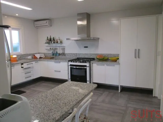 Linda Mansão no Condomínio Bosques de Atlântida: 17ª foto da galeria de imagens do imóvel