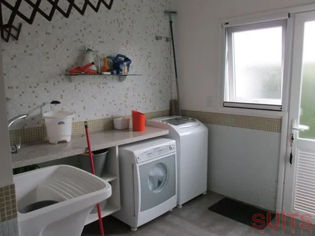 Linda Mansão no Condomínio Bosques de Atlântida: 23ª foto da galeria de imagens do imóvel