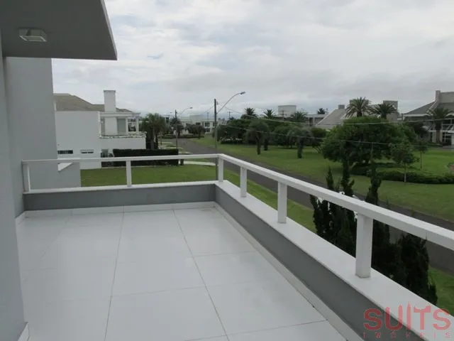 Linda Mansão no Condomínio Bosques de Atlântida: 45ª foto da galeria de imagens do imóvel