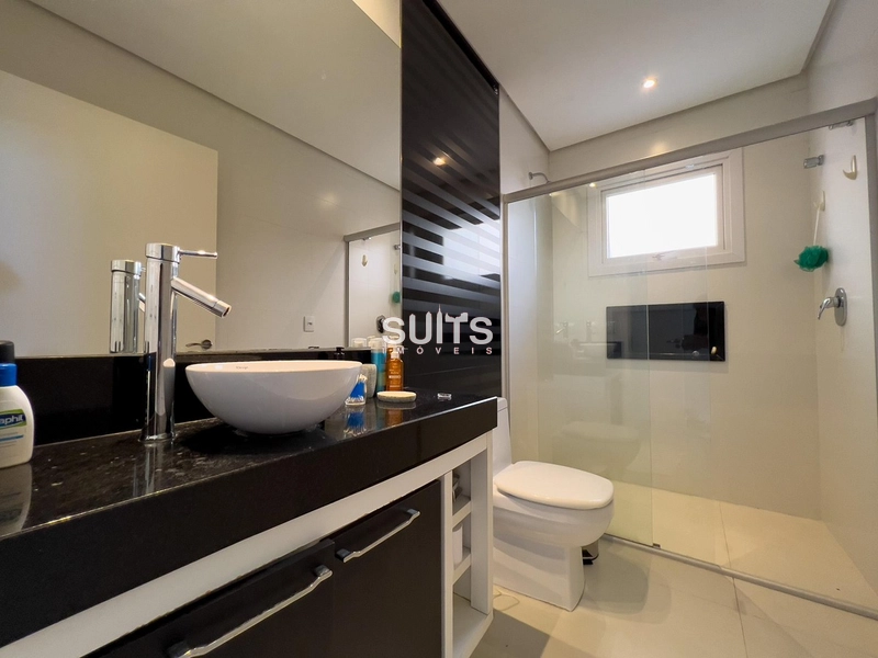 Linda casa com vista para o lago no Condomínio Enseada: 15ª foto da galeria de imagens do imóvel