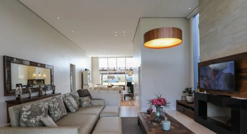 Linda casa com vista para o lago no Condomínio Enseada: 3ª foto da galeria de imagens do imóvel