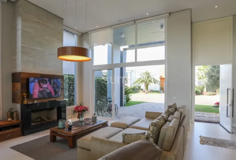 Linda casa com vista para o lago no Condomínio Enseada: 6ª foto da galeria de imagens do imóvel