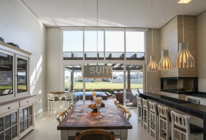 Linda casa com vista para o lago no Condomínio Enseada: 7ª foto da galeria de imagens do imóvel