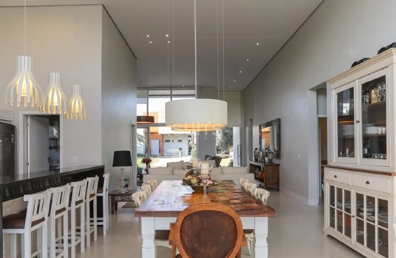 Linda casa com vista para o lago no Condomínio Enseada: 12ª foto da galeria de imagens do imóvel