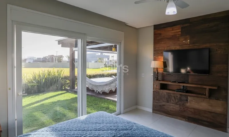 Linda casa com vista para o lago no Condomínio Enseada: 17ª foto da galeria de imagens do imóvel