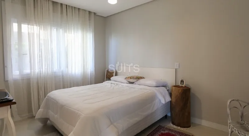 Linda casa com vista para o lago no Condomínio Enseada: 23ª foto da galeria de imagens do imóvel