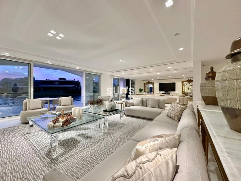 A melhor mansão à venda no condomínio Enseada: 61ª foto da galeria de imagens do imóvel