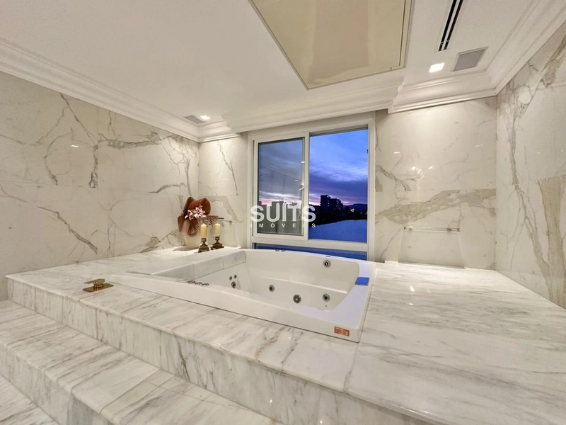 A melhor mansão à venda no condomínio Enseada: 77ª foto da galeria de imagens do imóvel