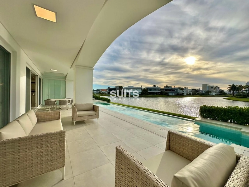 A melhor mansão à venda no condomínio Enseada: 16ª foto da galeria de imagens do imóvel