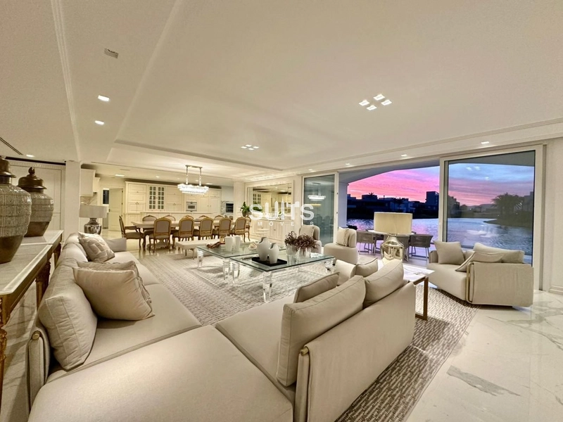 A melhor mansão à venda no condomínio Enseada: 64ª foto da galeria de imagens do imóvel