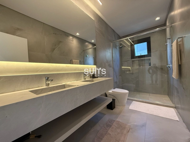 Excelente sobrado nas margens do lago no condomínio Sense: 31ª foto da galeria de imagens do imóvel