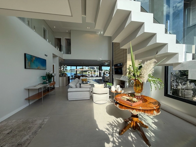 Excelente sobrado nas margens do lago no condomínio Sense: 4ª foto da galeria de imagens do imóvel