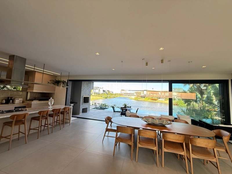 Excelente sobrado nas margens do lago no condomínio Sense: 14ª foto da galeria de imagens do imóvel