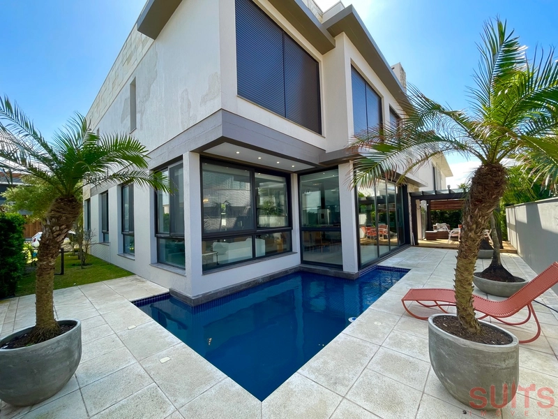 Sobrado finamente mobiliado e decorado no Condomínio Playa Vista: 2ª foto da galeria de imagens do imóvel