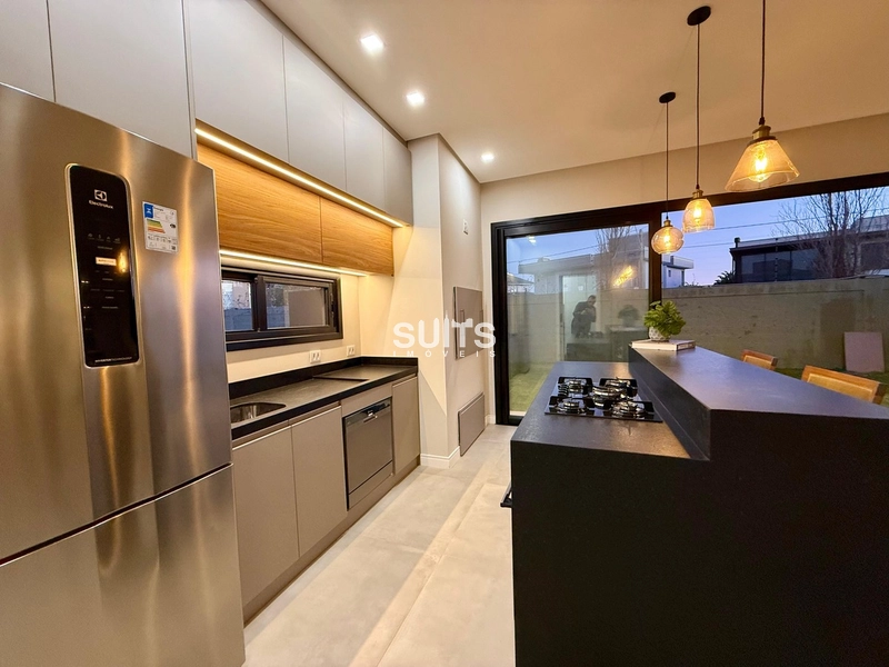 Lindo sobrado à venda no condomínio Sunset: 13ª foto da galeria de imagens do imóvel