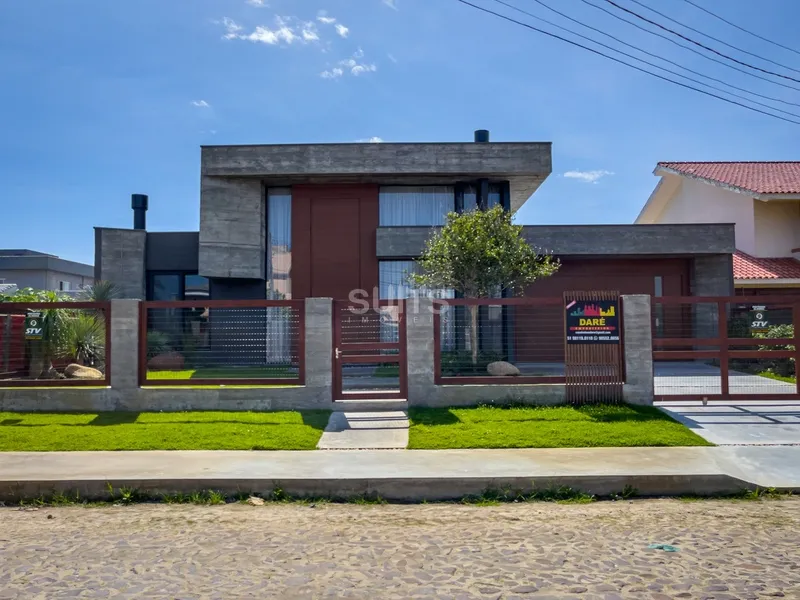 Incrível casa à venda na praia de Atlântida em Xangri-Lá: 2ª foto da galeria de imagens do imóvel