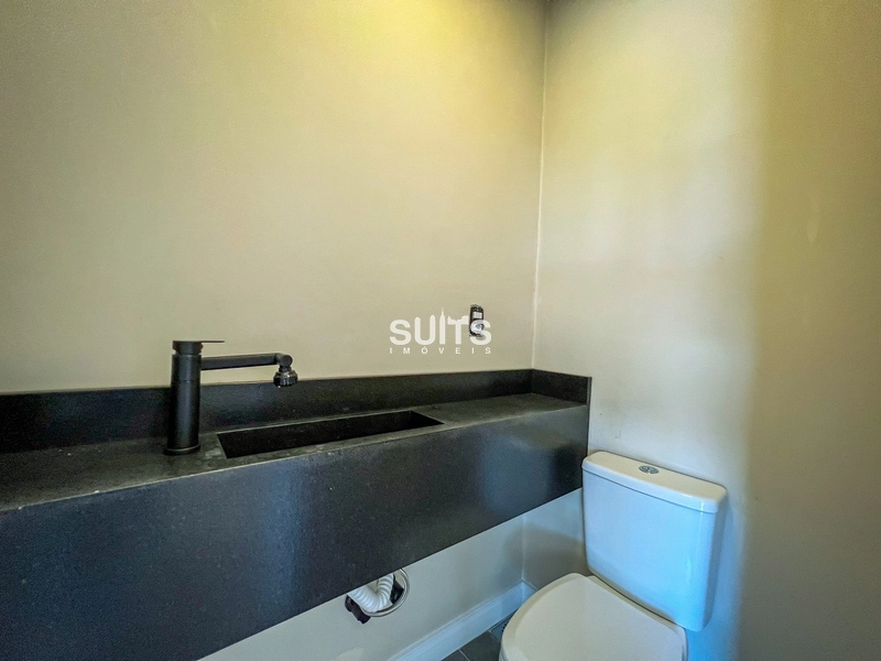 Lindo sobrado beira lago no condomínio Riviera: 19ª foto da galeria de imagens do imóvel