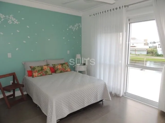 Sobrado beira lago no cond. Ventura: 9ª foto da galeria de imagens do imóvel