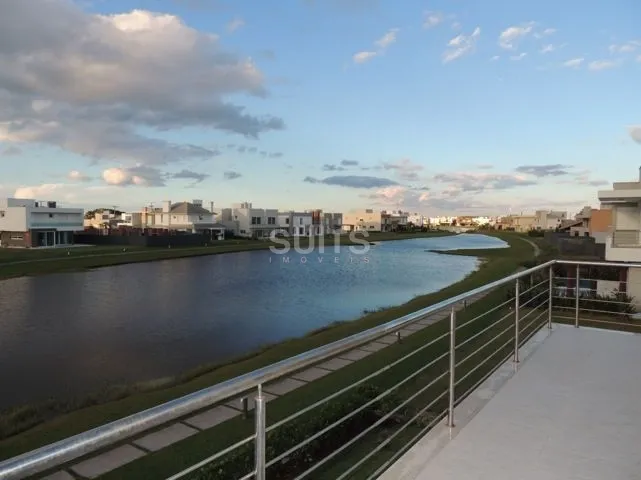 Sobrado beira lago no cond. Ventura: 15ª foto da galeria de imagens do imóvel