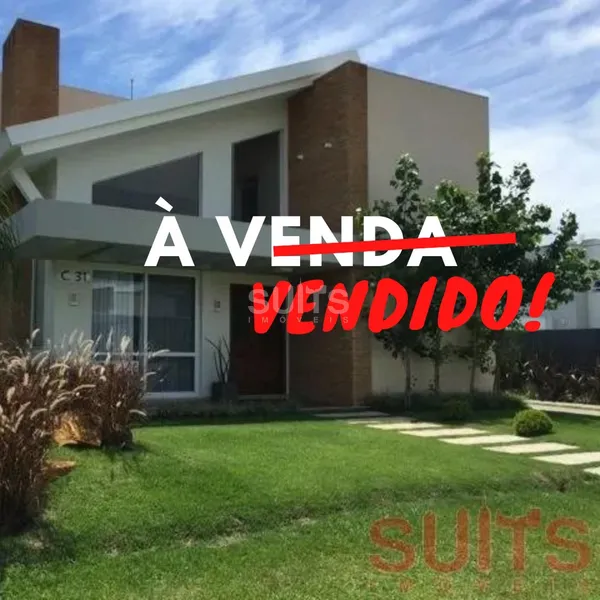 Sobrado beira lago no cond. Ventura: 1ª foto da galeria de imagens do imóvel