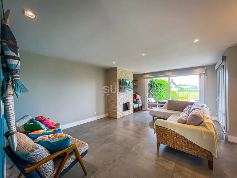 Excelente sobrado beira lago no condomínio Pateo Marbella: 4ª foto da galeria de imagens do imóvel