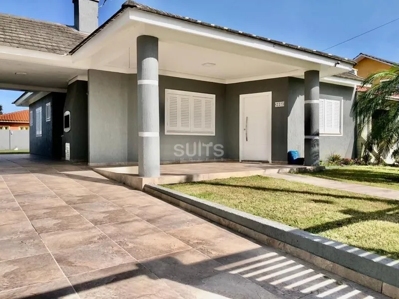 Excelente casa próxima ao mar na praia do Arpoador: 3ª foto da galeria de imagens do imóvel