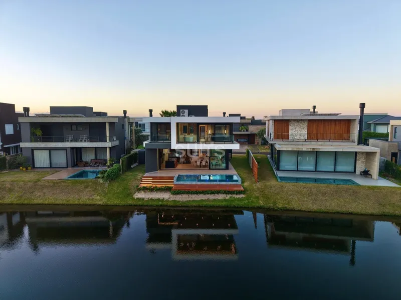 Excelente sobrado beira lago no condomínio Celebration: 27ª foto da galeria de imagens do imóvel